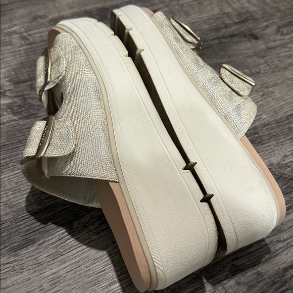 Dr Scholl's Chunky Platform Sandals - Picture 12 of 12